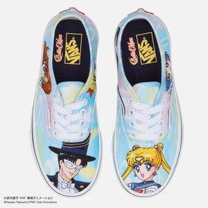 Vans Blue and White Sneakers with Classic Design